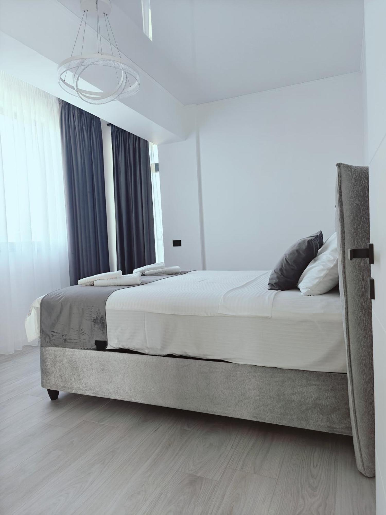 Mamaia Nord Vip Aparthotel Năvodari Exteriér fotografie